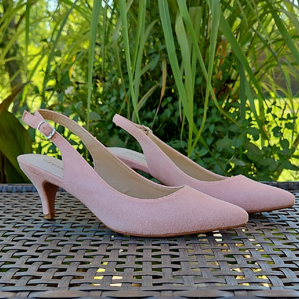 Pink Suede Slingback Heels Pumps Coquette Girly Feminine NWOT Size 9 - Picture 3 of 13